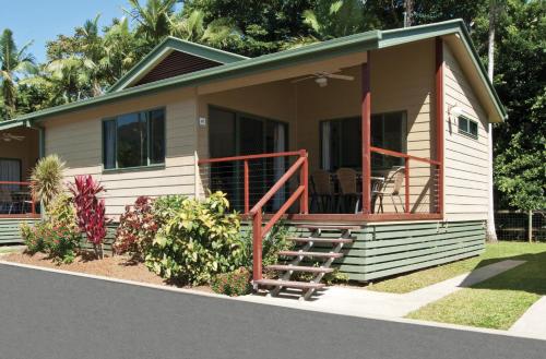 Cairns Crystal Cascades Holiday Park Room Type - Deluxe Family Villa - Cassowary