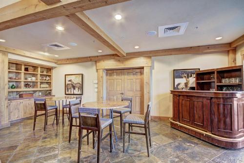 Mountain Thunder M5106 in Breckenridge (CO)