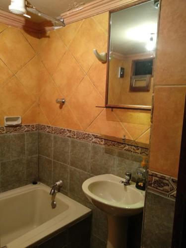 Salle de bain, Garzonier Confortable en Tiquipaya in Cochabamba