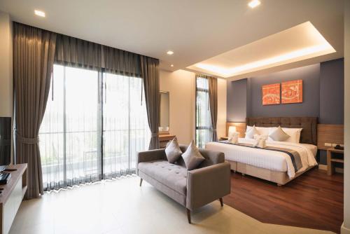 GreenVille Laguna Hotel near Dan Khun Thot Hospital