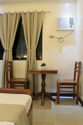 Relucio Inn Ideally located in the Default area area, Relucio Inn promises a relaxing and wonderful visit. The property has everything you need for a comfortable stay. Free Wi-Fi in all rooms, Wi-Fi in public are