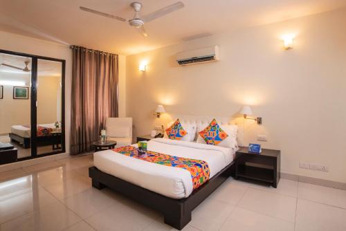 FabHotel Anutham Saket