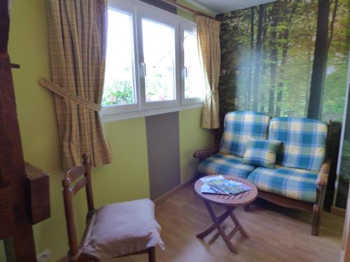 La Fontainoise Room Type - Triple Room with Garden View La Fontainoise Room Type - Triple Room with Garden View