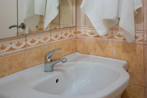 Apartment Maric - image 11