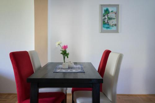 Apartment Maric - image 2