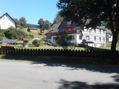 Garden, Pension Haus zur Orke in Elkeringhausen