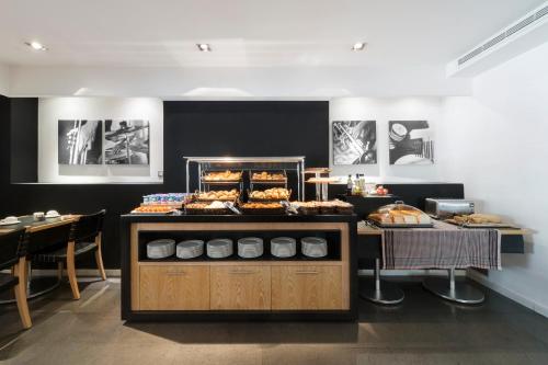 Hotel Jazz - image 9