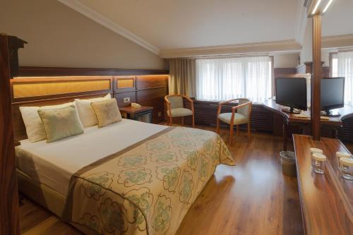 room detail thumbnail 0