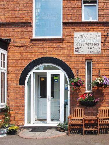 Leaded Light Guest House – Solihull