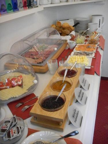 אוכל ומשקאות, Aqua Marina in חלגולנד