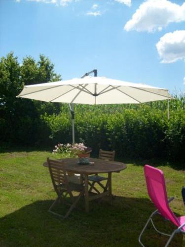 Garden, Chambres d'hotes La Prairie in Belley