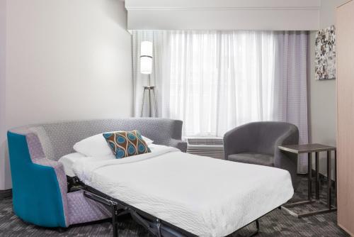 Courtyard By Marriott Athens Downtown