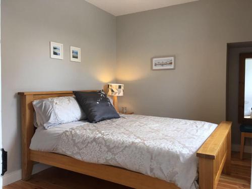 Village Way Apartments - image 4