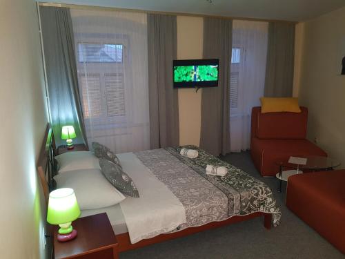 ELG Rooms 3