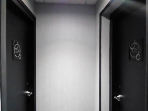 Hotel Les Bulles De Paris - image 9