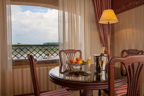 Drustar Hotel - image 9