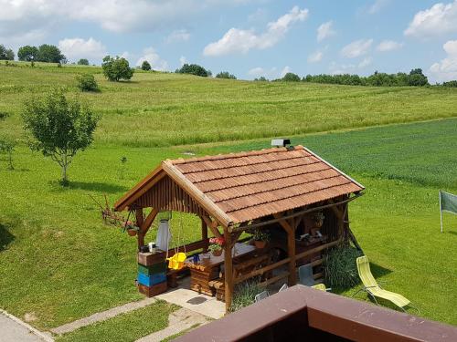  House Petra in Rakovica