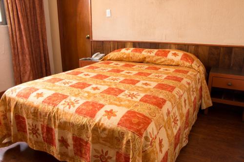 Double Room image 7