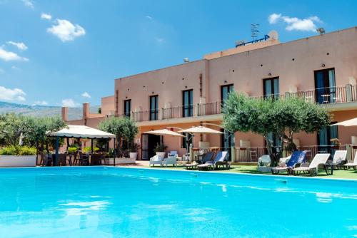 Hotel Achibea - main image