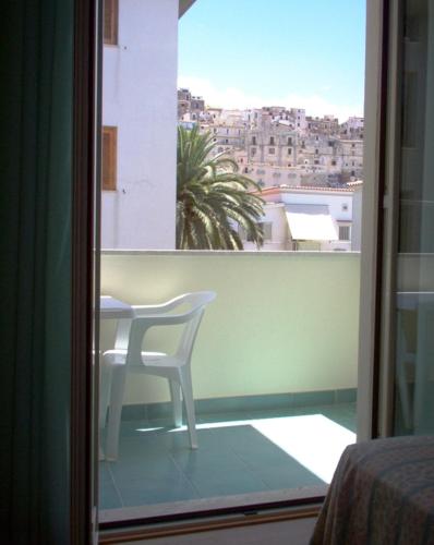 Hotel Mayor - image 10