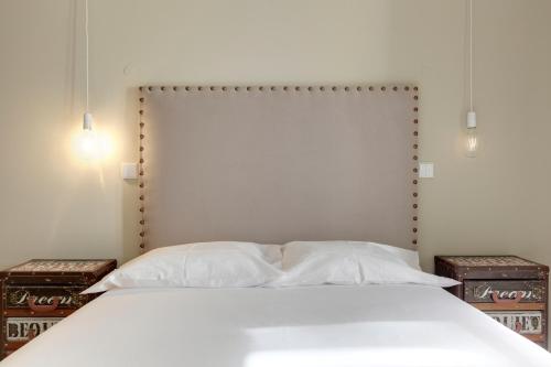 City Stays Bica Apartments City Stays Bica Apartments is perfectly located for both business and leisure guests in Lisbon. Both business travelers and tourists can enjoy the propertys facilities and services. Service-minded st