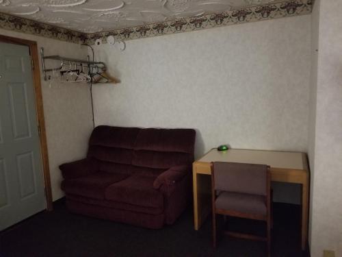 Budget Inn And Suites Eagan – Eagan, MN