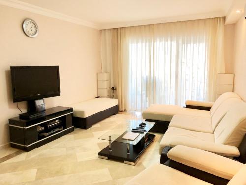  My Marine Residence Apartament in Mahmutlar