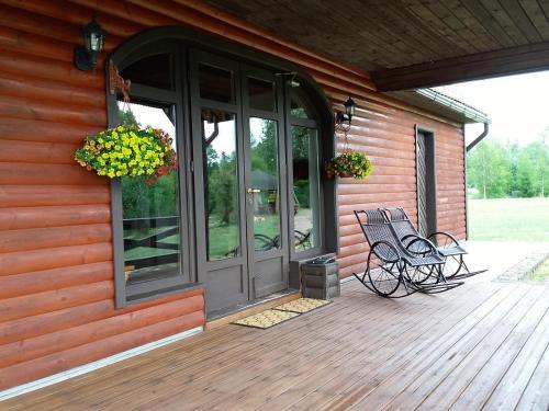 设施服务, Brivdienu maja Amatnieki in 库尔迪加