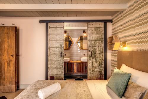 DeCharme apartment with terrace in Monti
