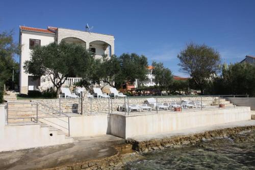 Apartments by the sea Kozino Zadar - 5803 - image 2