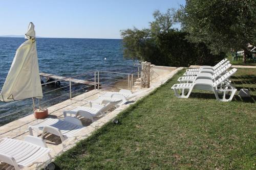 Apartments by the sea Kozino Zadar - 5803 - image 4