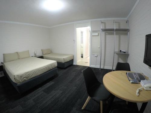 room detail thumbnail 0