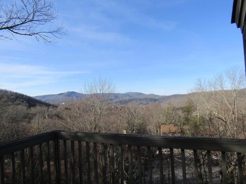 Mossy Creek 117 Home in Sugar Mountain, USA