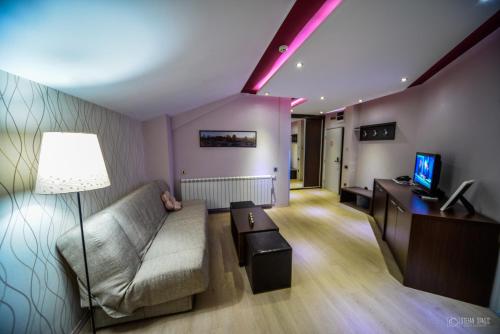 Garni Hotel 018 In - image 4