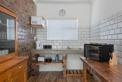 Kitchen, Citrusdal Country Lodge in Citrusdal