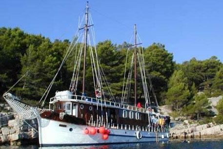  Wooden Ship Orao, Split bei Srinjine