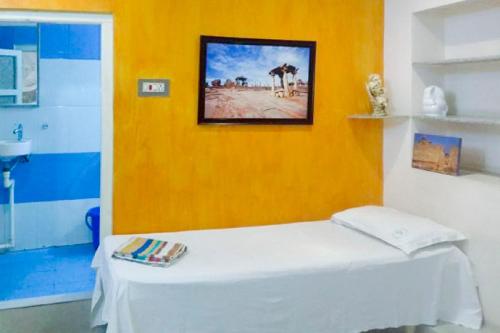 

Guest house room with Wifi, by GuestHouser