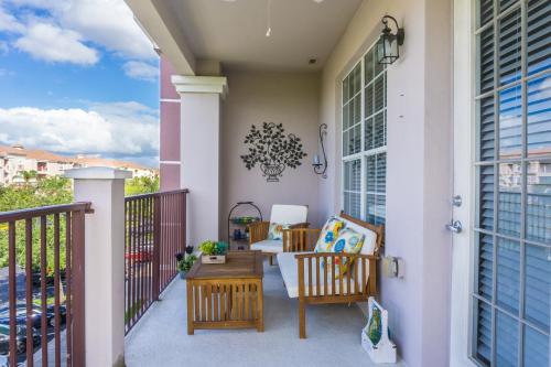 Shoreway Loop Unit 207 Condo - main image