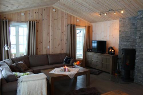Bergestua - 4 bedroom cabin in Gol