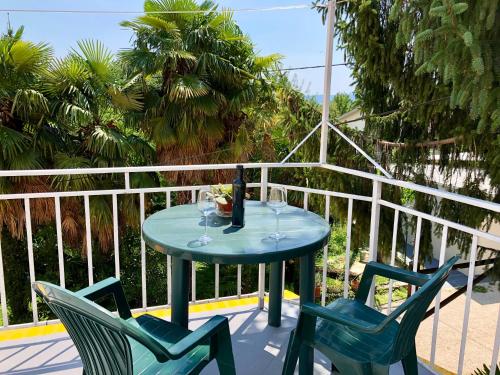 Holiday & Business Apartment - image 8