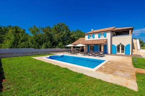 Viesnīcas āriene, Villa Leticia in Hreljici