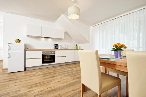 Kitchen, Ferienwohnungen Deutschbauer in Bogenfeld