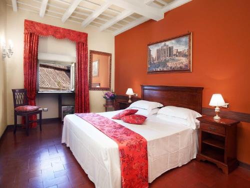 Pantheon Inn - image 10