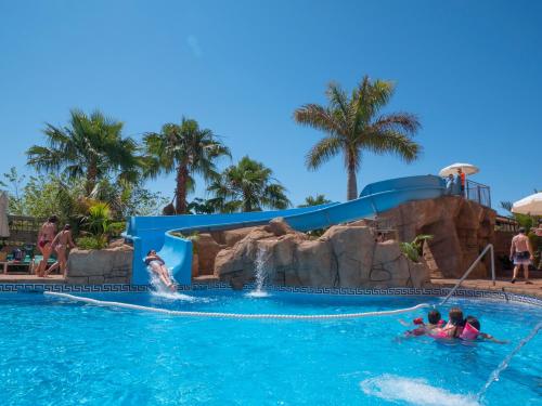 Hotel Victoria Playa - 수영장
