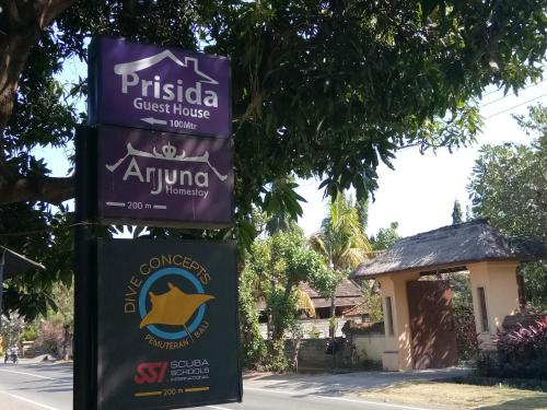 Entree, Prisida Guest House in Pemuteran