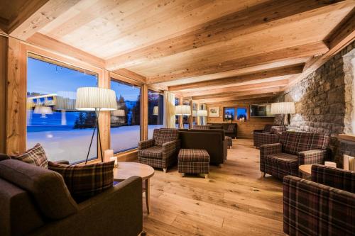 Sporthotel Floralpina 4