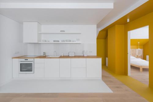 Colors Apartments - image 10