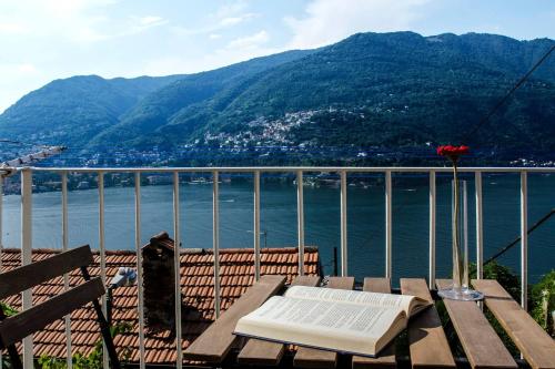  ALTIDO Cosy Apt for 4 with Balcony and View of Lake Como in Blevio