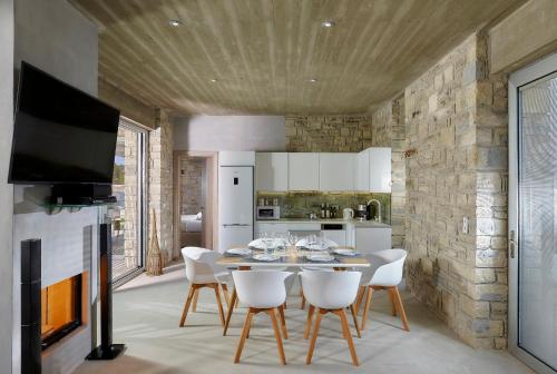 Kouros n' Kori Villas - image 12