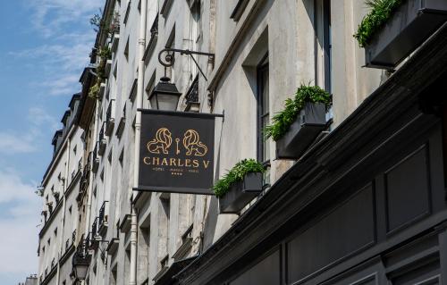 Charles V - Hôtel - Paris